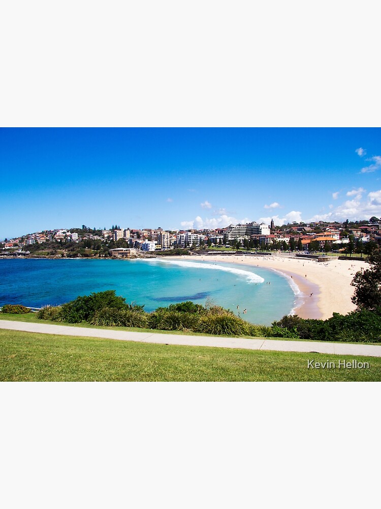 Coogee Beach by khellon
