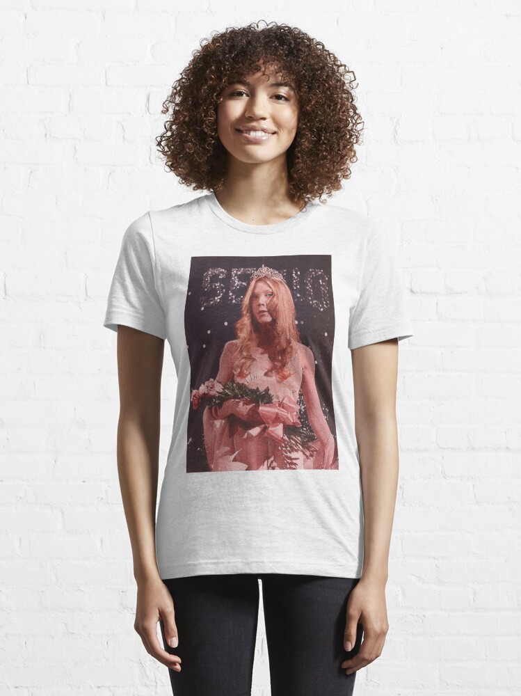 Carrie T Shirt For Sale By Lauracorduan99 Redbubble Carrie T Shirts Carrie White T 6219