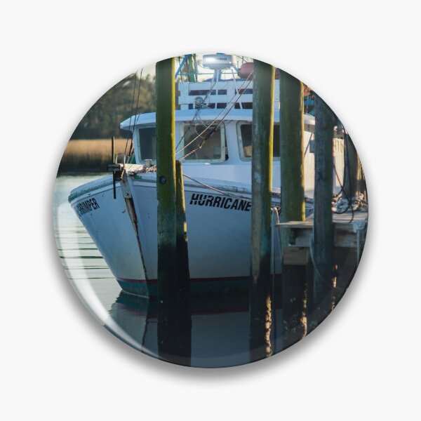 Artikelvorschau, Warten auf Boot entworfen und verkauft von KensLensDesigns.