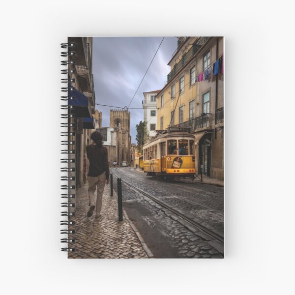 Aperçu de l'œuvre Vieilles rues créée et vendue par JorgeMaia.