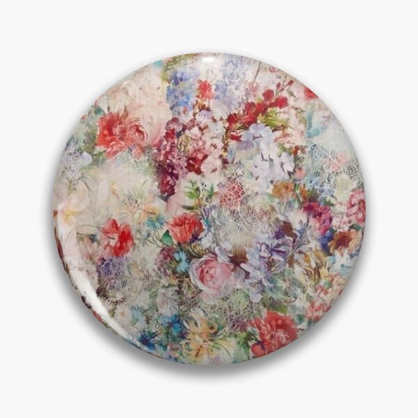Artikelvorschau, Vintage Rosendruck auf Spitze entworfen und verkauft von Ivy & Foxglove Designs.
