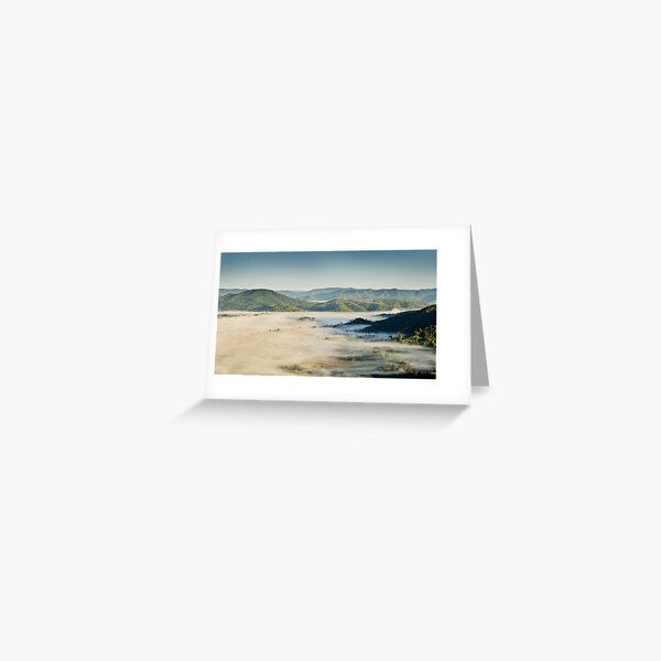 Aperçu de l'œuvre Obi Obi Valley Sunrise créée et vendue par Kate Wall.
