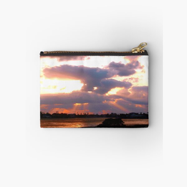 Artikelvorschau, Have you seen the light? entworfen und verkauft von B. Randi Bailey.