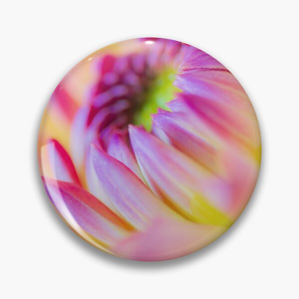 Artikelvorschau, Dahlia Details entworfen und verkauft von DIANE  FIFIELD.