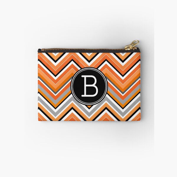 Aperçu de l'œuvre Lettre monogramme B avec chevrons chics créée et vendue par Amy Marsh.