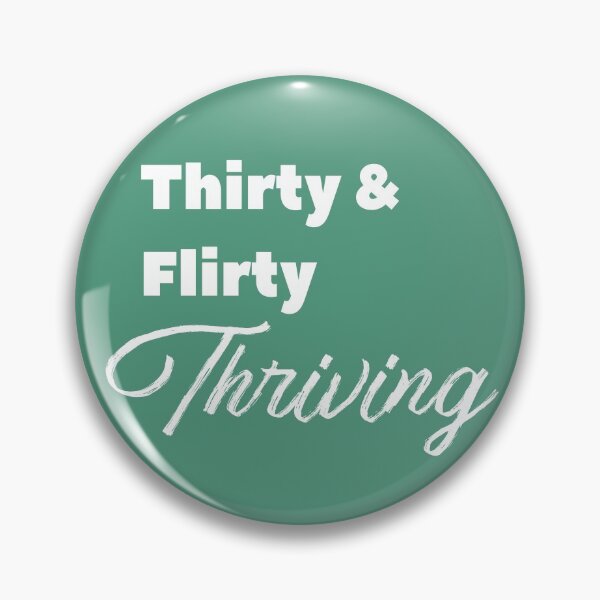 Artikelvorschau, Dreißig, Flirty & Thriving | 13 los 30 film | Geschenkidee zum 30. Geburtstag entworfen und verkauft von Dunncredible.