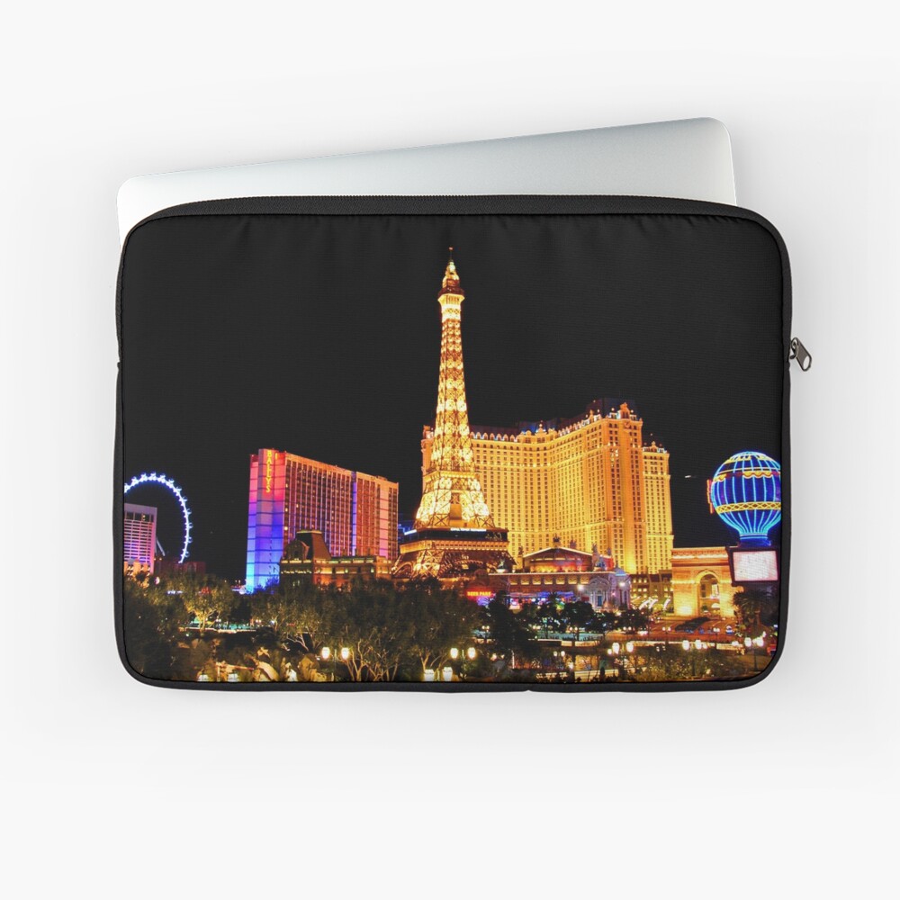 Funda y vinilo para iPad for Sale con la obra «Paris Hotel Pool Las Vegas  Summer Fun Caesars» de ChemicallyClean