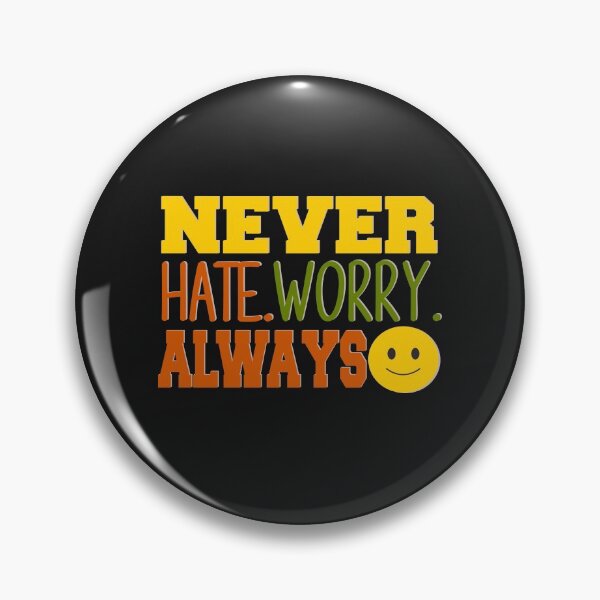 Artikelvorschau, Niemals hassen, niemals sorgen - immer lächeln - positive Zitate T-Shirt entworfen und verkauft von ViVedX.