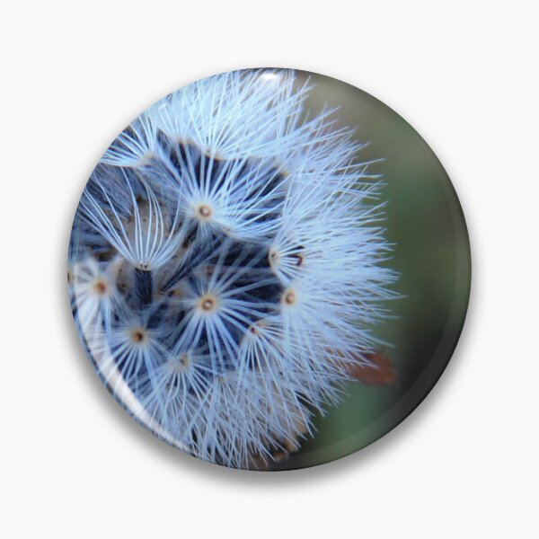 Artikelvorschau, Dandilion Auge entworfen und verkauft von redbubbledave22.