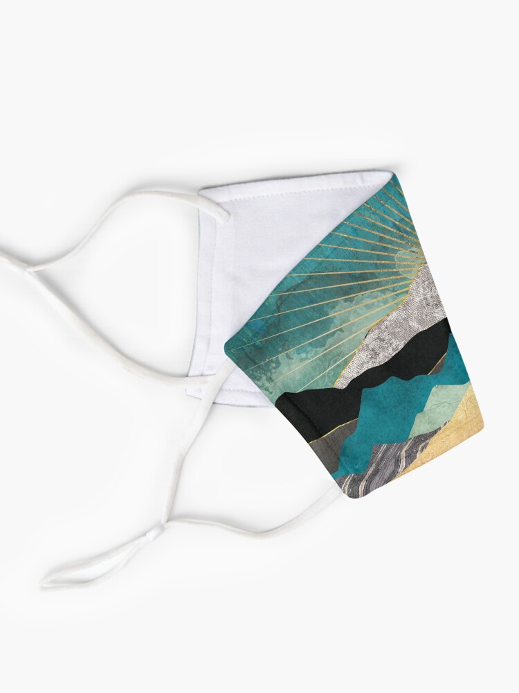 Alternate view of Peacock Vista Mask