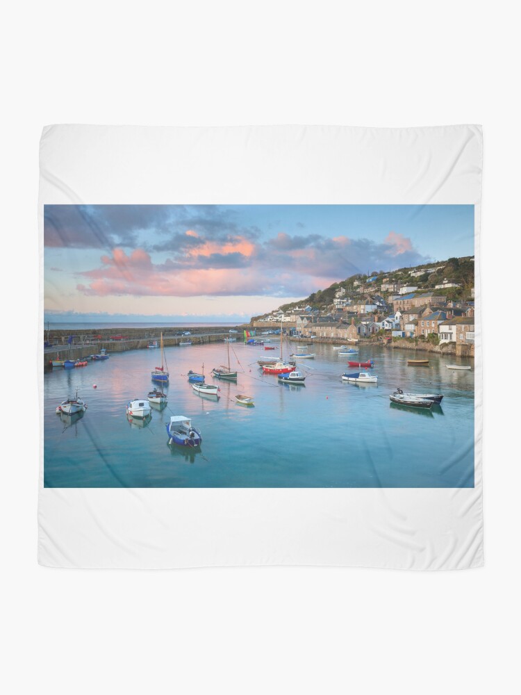 Thumbnail 2 von 3, Tuch, Mousehole at Sunrise designt und verkauft von bitm2007.