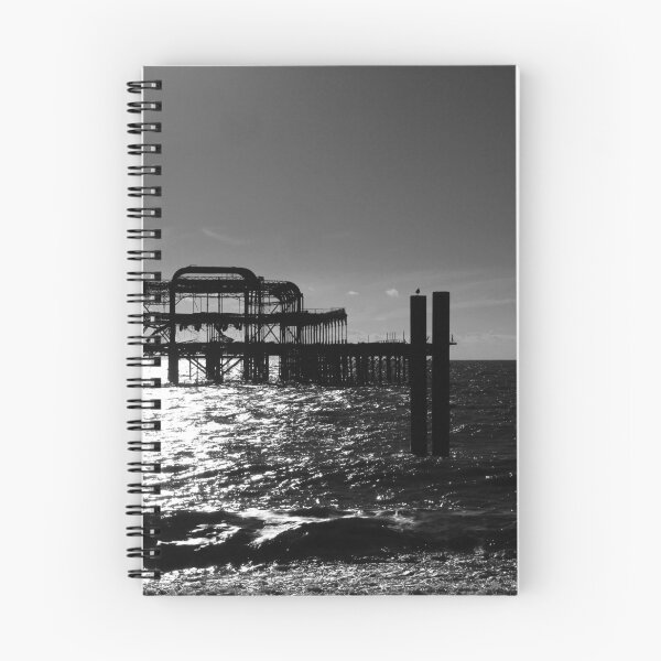 Artikelvorschau, West Pier Brighton entworfen und verkauft von redbubbledave22.