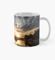 Cloud Alignment - Perfectly Positioned Clouds Emphasize the Sunset Mug
