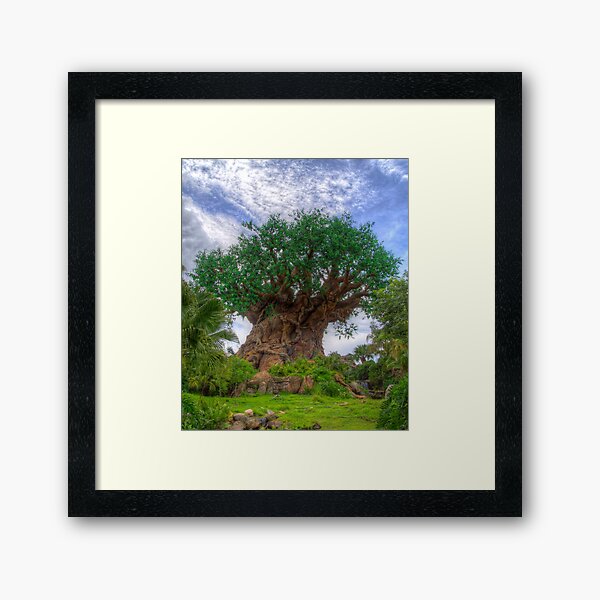 Vista previa del artículo con la obra «Árbol de la vida», diseñado y vendido por AtDisneyAgain.