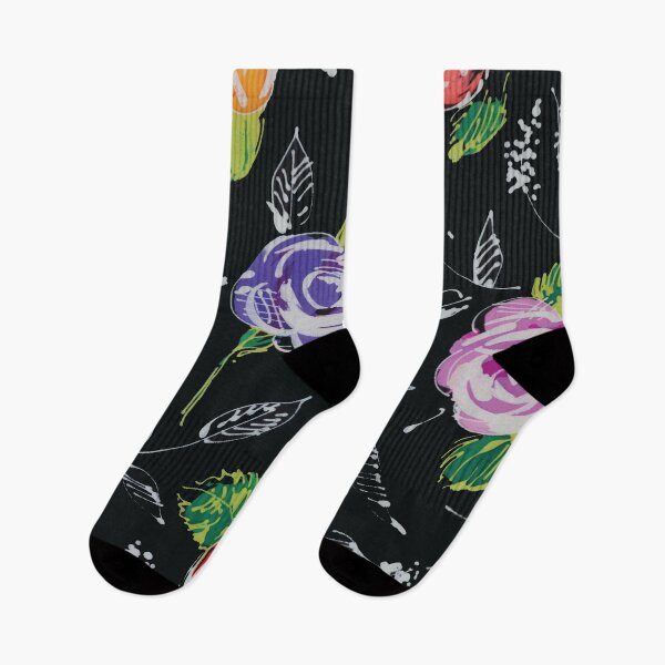 Artikelvorschau, Handgemalte Seide Retro Tossed Floral mit schwarzem Hintergrund entworfen und verkauft von Leslie Rogers Todder.