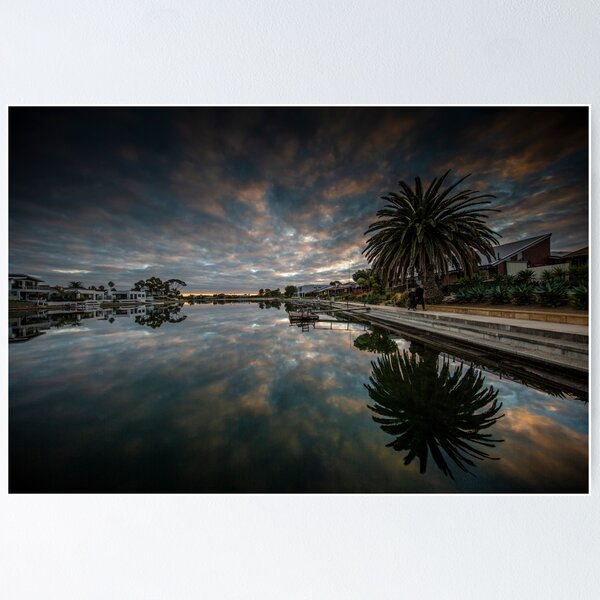 Artikelvorschau, Bunter Sonnenaufgang bei Delfin Island West Lakes entworfen und verkauft von jiashu xu.