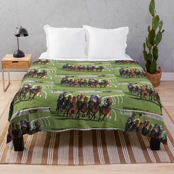 Horse racing action Throw Blanket