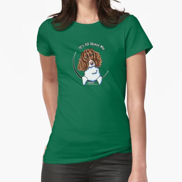 Kunstmarker und Buntstifte für einen Spaß Tailliertes T-Shirt