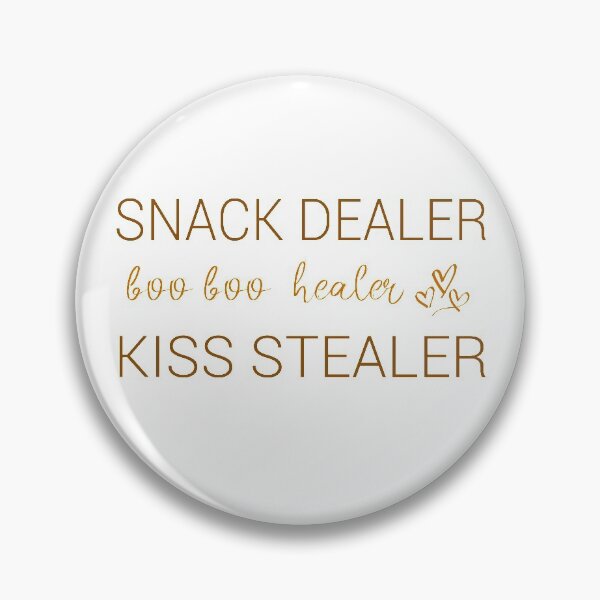 Artikelvorschau, Snack Dealer Boo Boo Heiler Kiss Stealer Classic T-Shirt entworfen und verkauft von Draw Design.