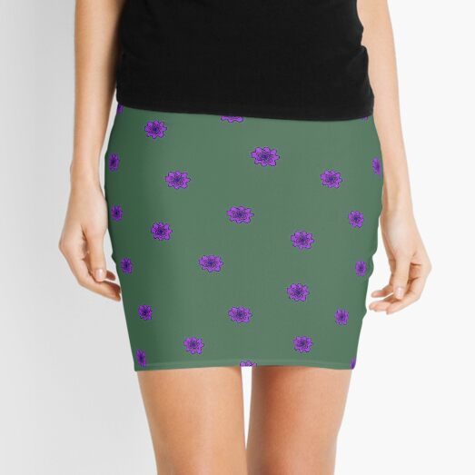 Psychedelic purple flower Mini Skirt