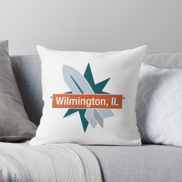 Route 66 - Wilmington, IL - Gemini Giant Throw Pillow
