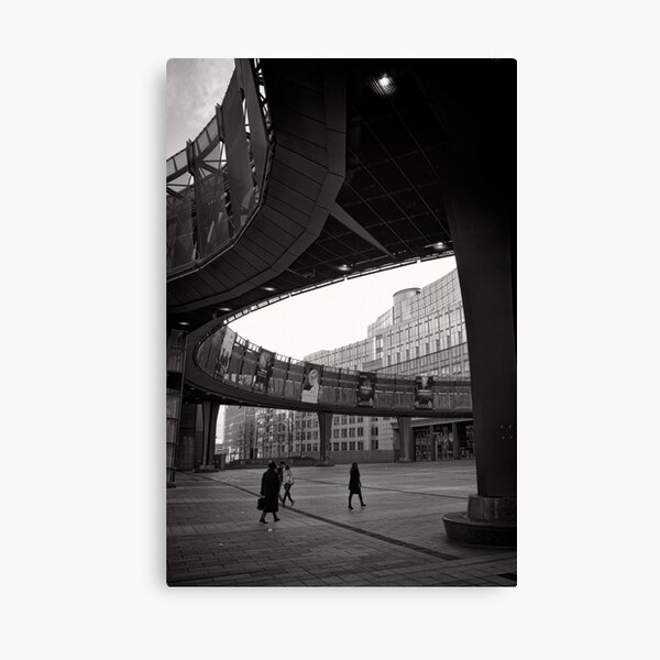 Crossing paths at Parliament - Brussels Canvas Print