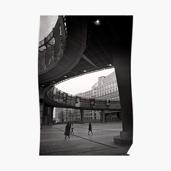 Crossing paths at Parliament - Brussels Poster