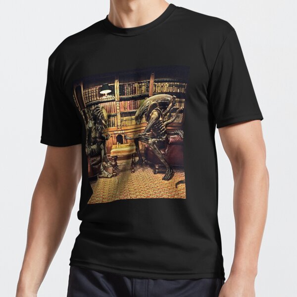 Predator Versus Alien Game II Active T-Shirt