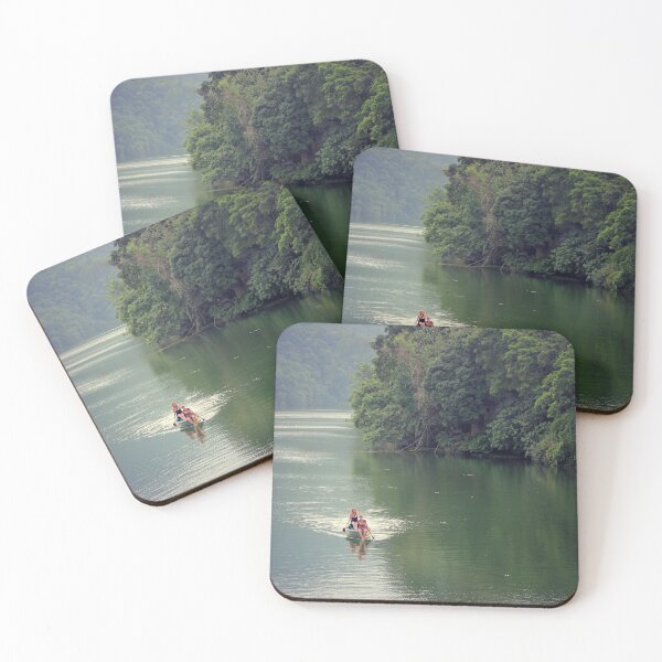 Artikelvorschau, Rowing On Phewa Lake entworfen und verkauft von Jamie Mitchell.