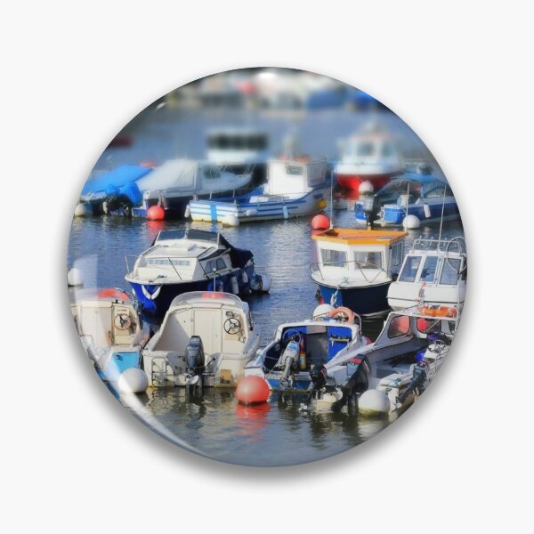 Artikelvorschau, Boote im Hafen entworfen und verkauft von dbrDurham.