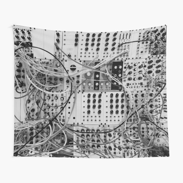 Vista previa del artículo con la obra «Sintetizador analógico de diseño modular en blanco y negro», diseñado y vendido por ohaniki.