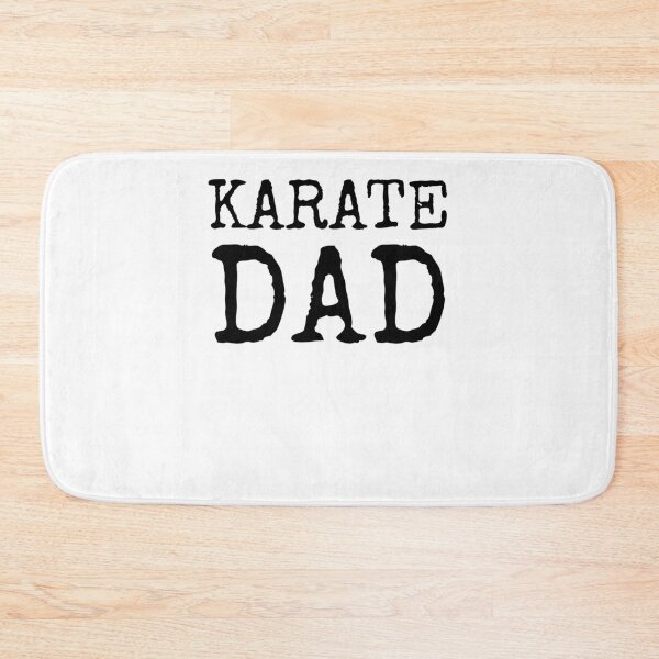 Aperçu de l'œuvre Cool MMA Gift Karate Dad Father's Day Gift créée et vendue par TNDesignStudio.