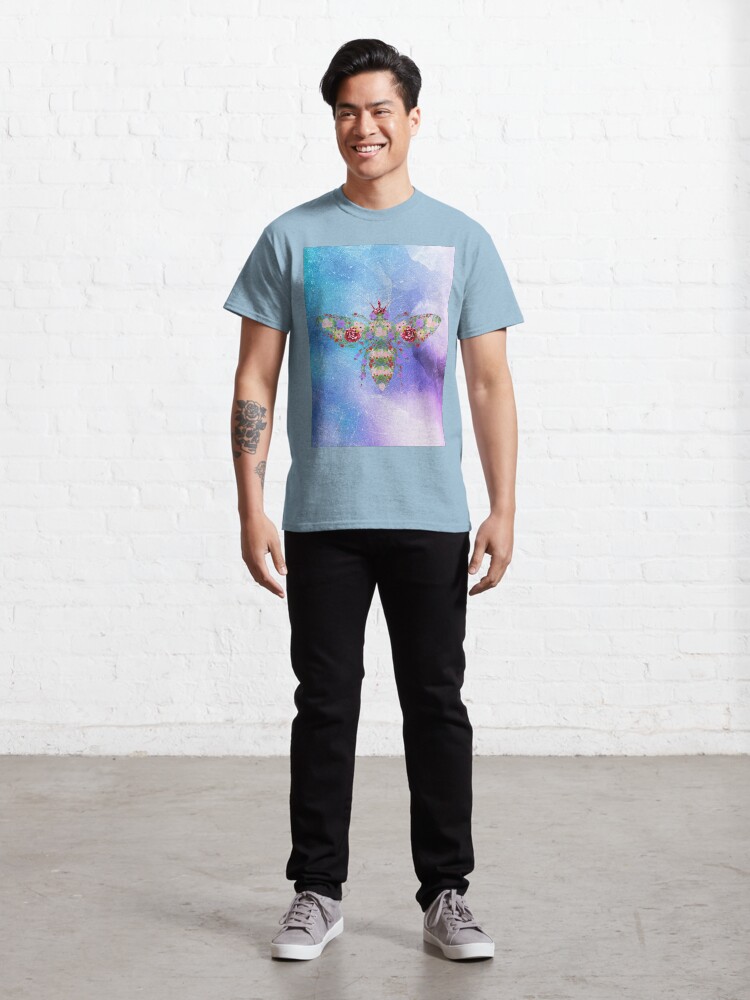 Alternate view of Distressed Watercolour Floral Bee Classic T-Shirt