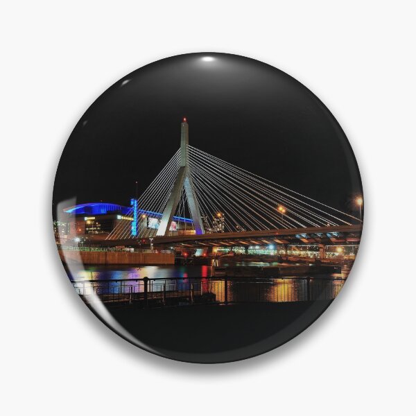 Artikelvorschau, Bostons Zakim-Bunker Hill-Brücke entworfen und verkauft von Mitchell Grosky.