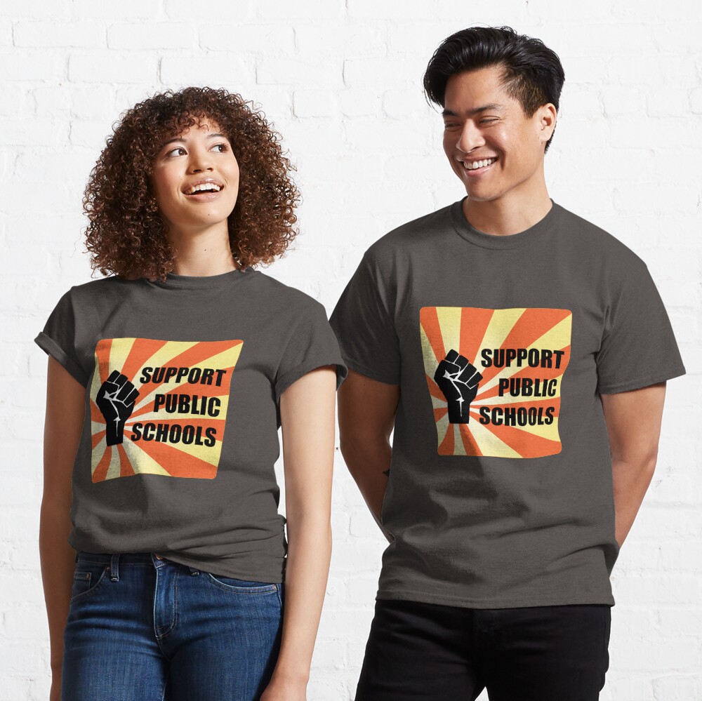 Vista previa del artículo con la obra «Camiseta clásica», diseñado y vendido por ResistNow.