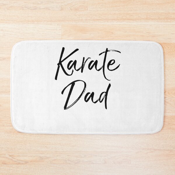 Aperçu de l'œuvre Cute Karate Dad Father's Day Gift créée et vendue par TNDesignStudio.