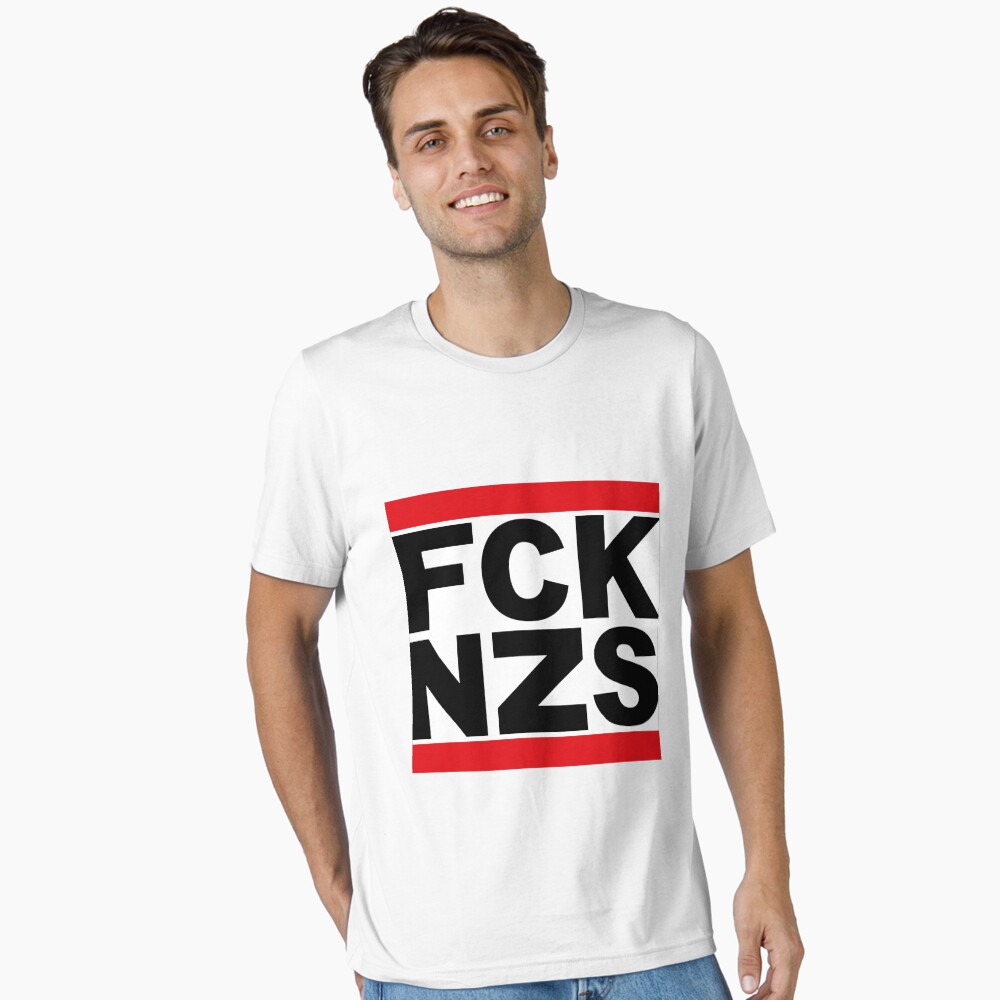 Vista previa del artículo con la obra «Camiseta esencial», diseñado y vendido por vintagegraphic.