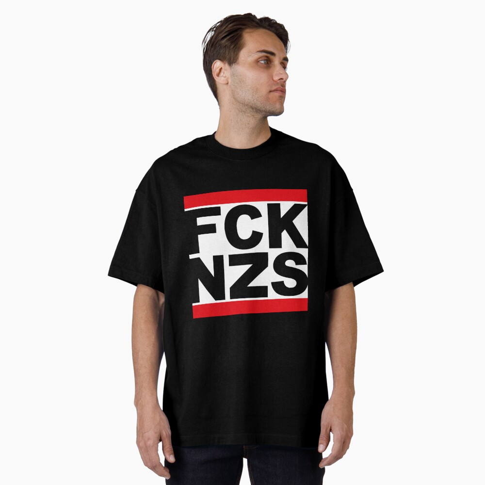 Vista previa del artículo con la obra «Camiseta holgada», diseñado y vendido por vintagegraphic.