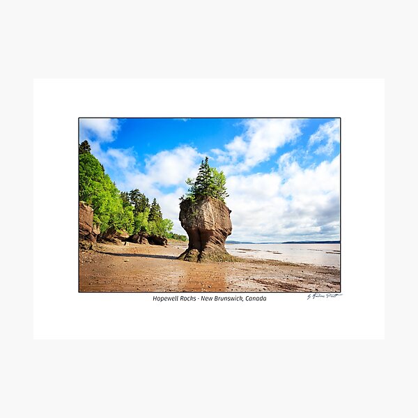 CoThe Hopewell Rocks in 'The Rocks Privincial Park' in New Brunswick, Canada Photographic Print