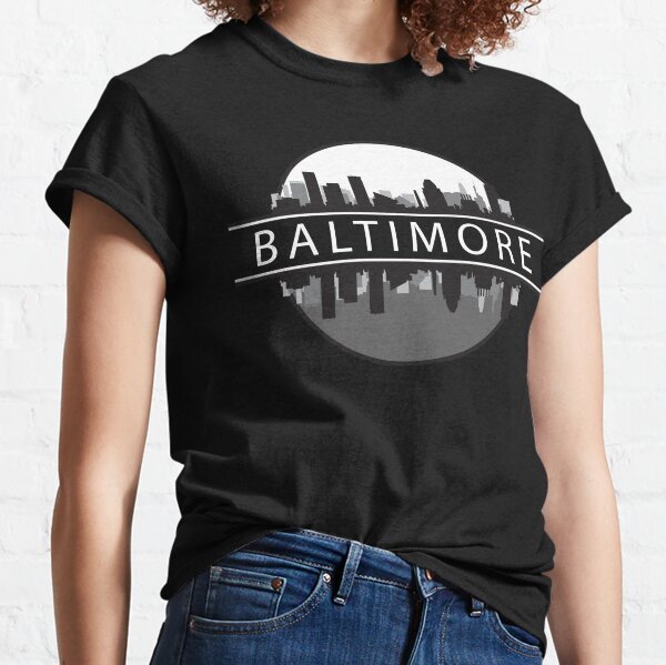 Unique Baltimore Orioles Baltimore Ravens Tiny Heart Shape T-shirt