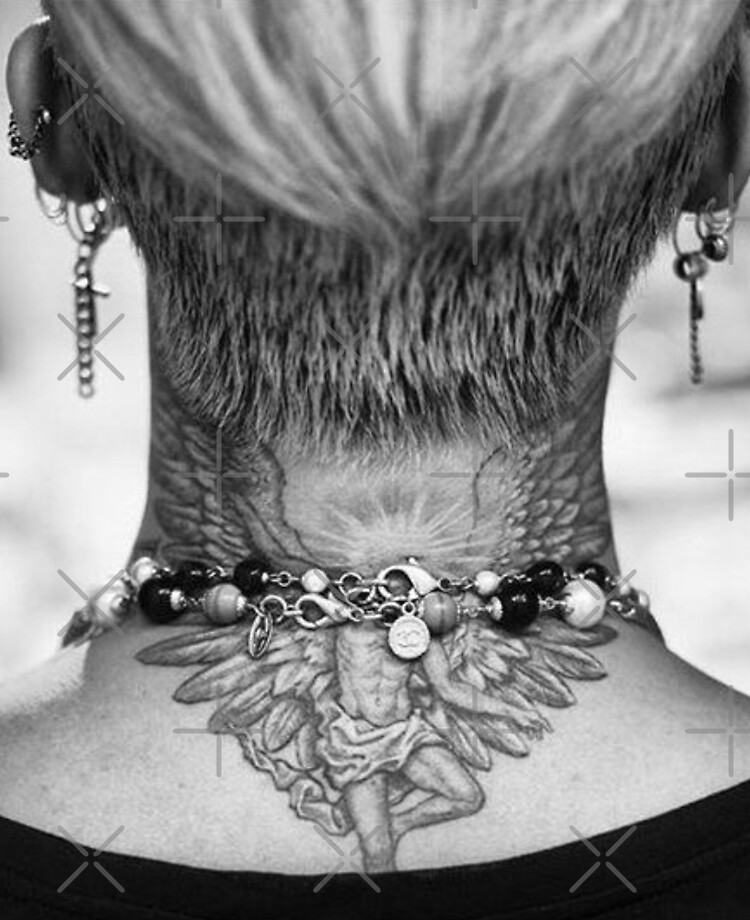 tribal dragon tatouage nuque homme  Best neck tattoos Neck tattoo Dragon  tattoo designs