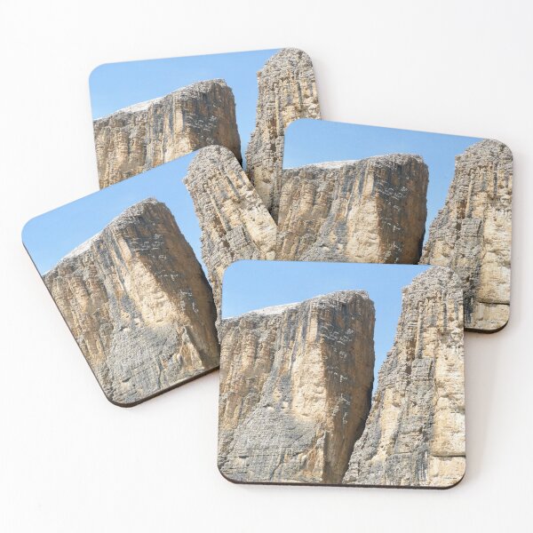 Aperçu de l'œuvre Spectaculaires Dolomites des Alpes Rockface créée et vendue par Anna Lemos.