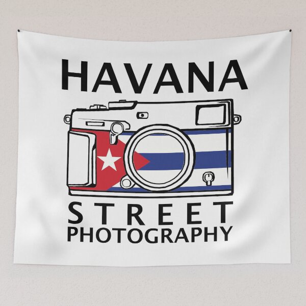 Artikelvorschau, Straßenfotografie in Havanna mit Fujifilm XPro3 entworfen und verkauft von arthatbeat.