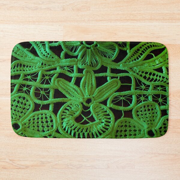 Item preview, green crochet daisies  designed and sold by heatherfriedman.