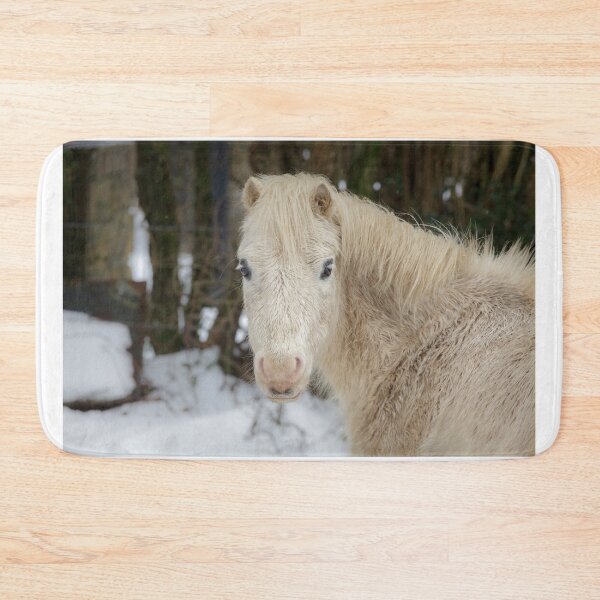 Artikelvorschau, Weißes Pferd entworfen und verkauft von heidipics.
