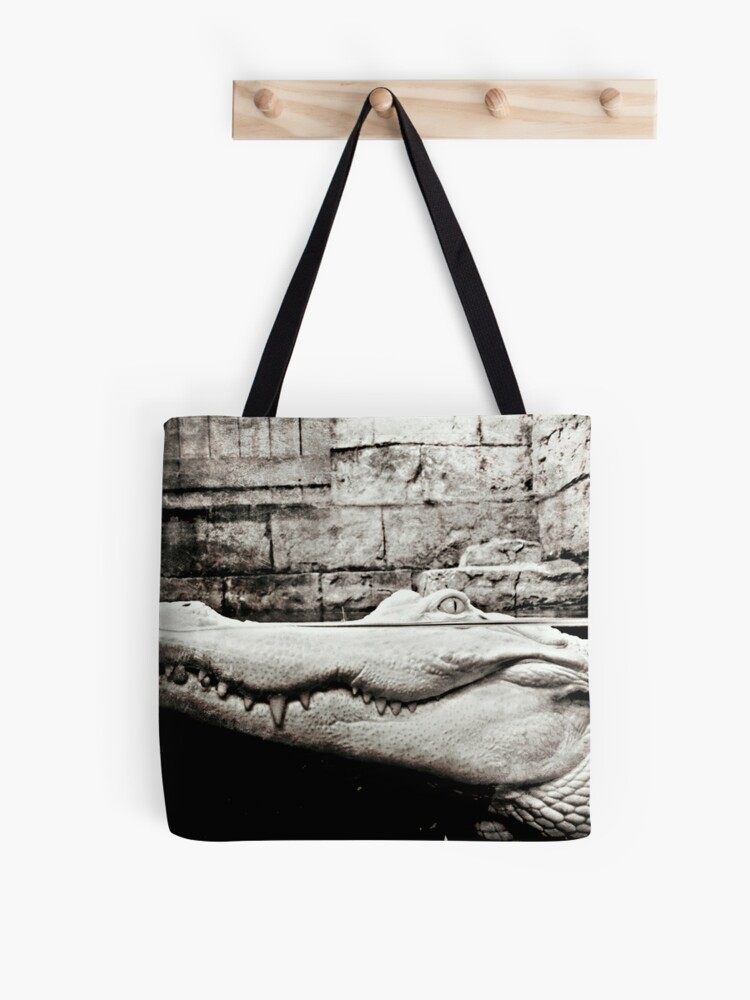 Bolsa de tela «Fotografía de cocodrilo albino» de Alondra | Redbubble