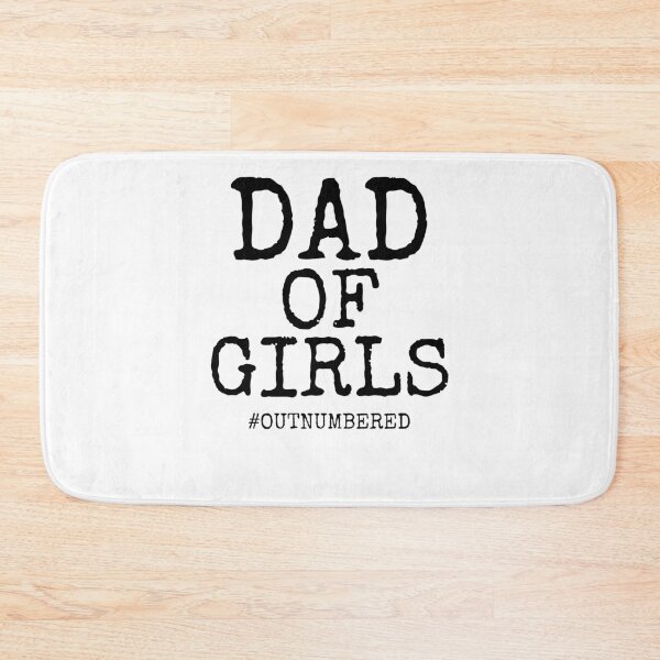Aperçu de l'œuvre Funny Dad of Girls #Outnumbered Father's Day Gift créée et vendue par TNDesignStudio.