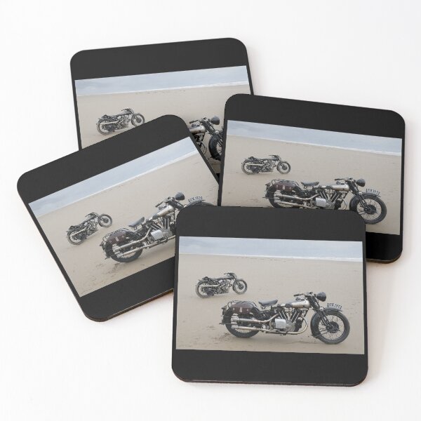 Artikelvorschau, Brough Superior bei Pendine Sands entworfen und verkauft von twixt-two-wheels.