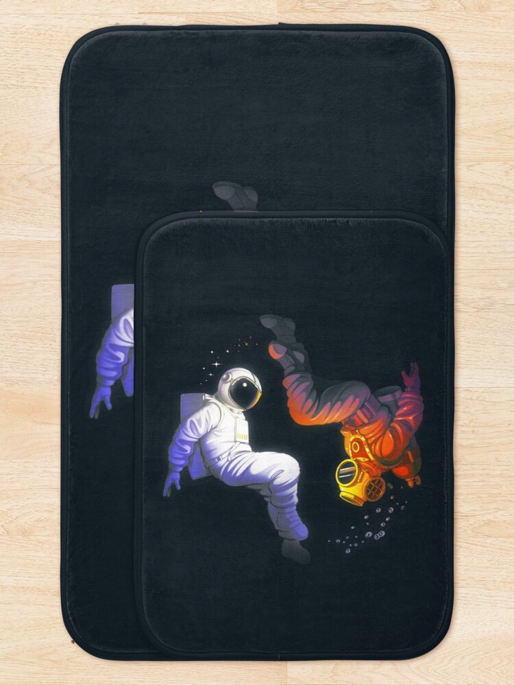 Alternate view of Yin Yang Astronaut Scuba Bath Mat