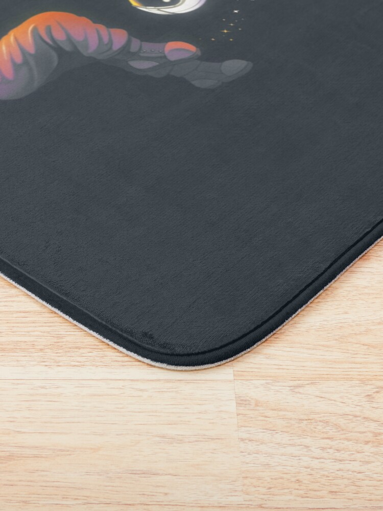 Alternate view of Yin Yang Astronaut Scuba Bath Mat